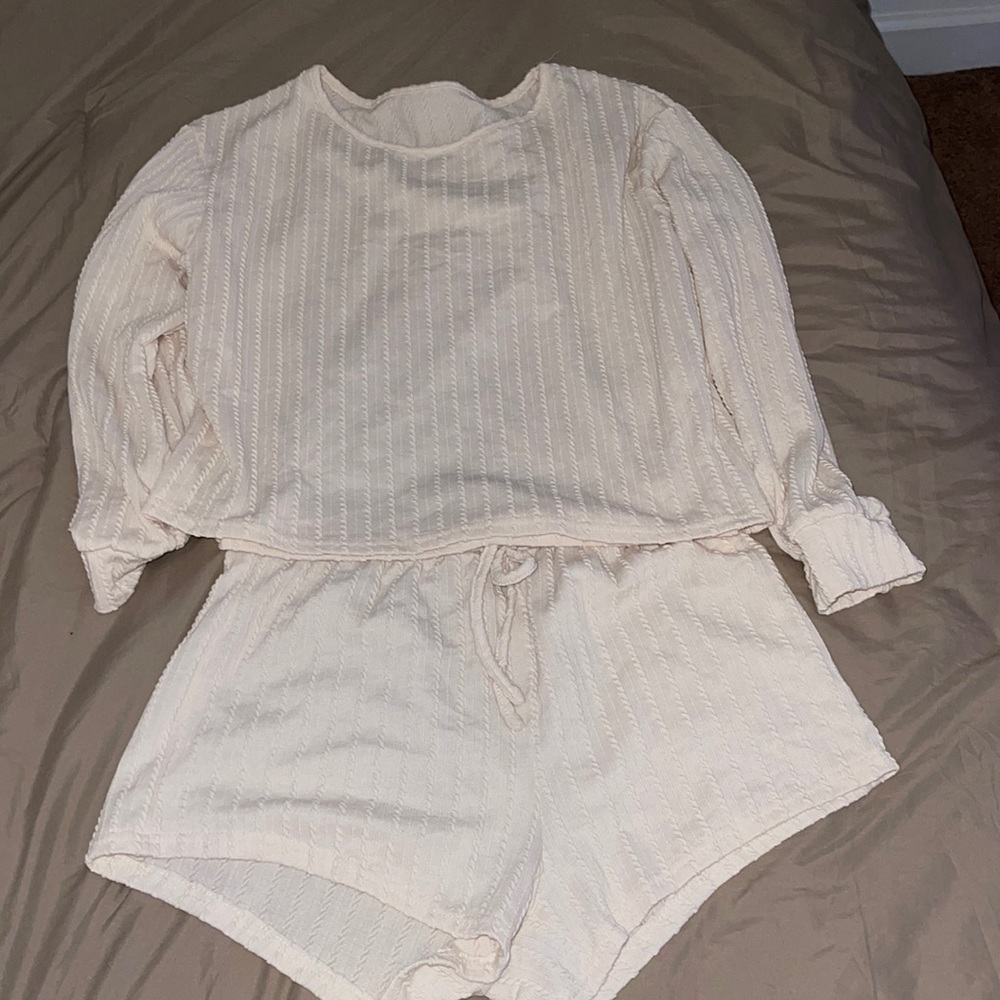 Cute two piece lounge wear!